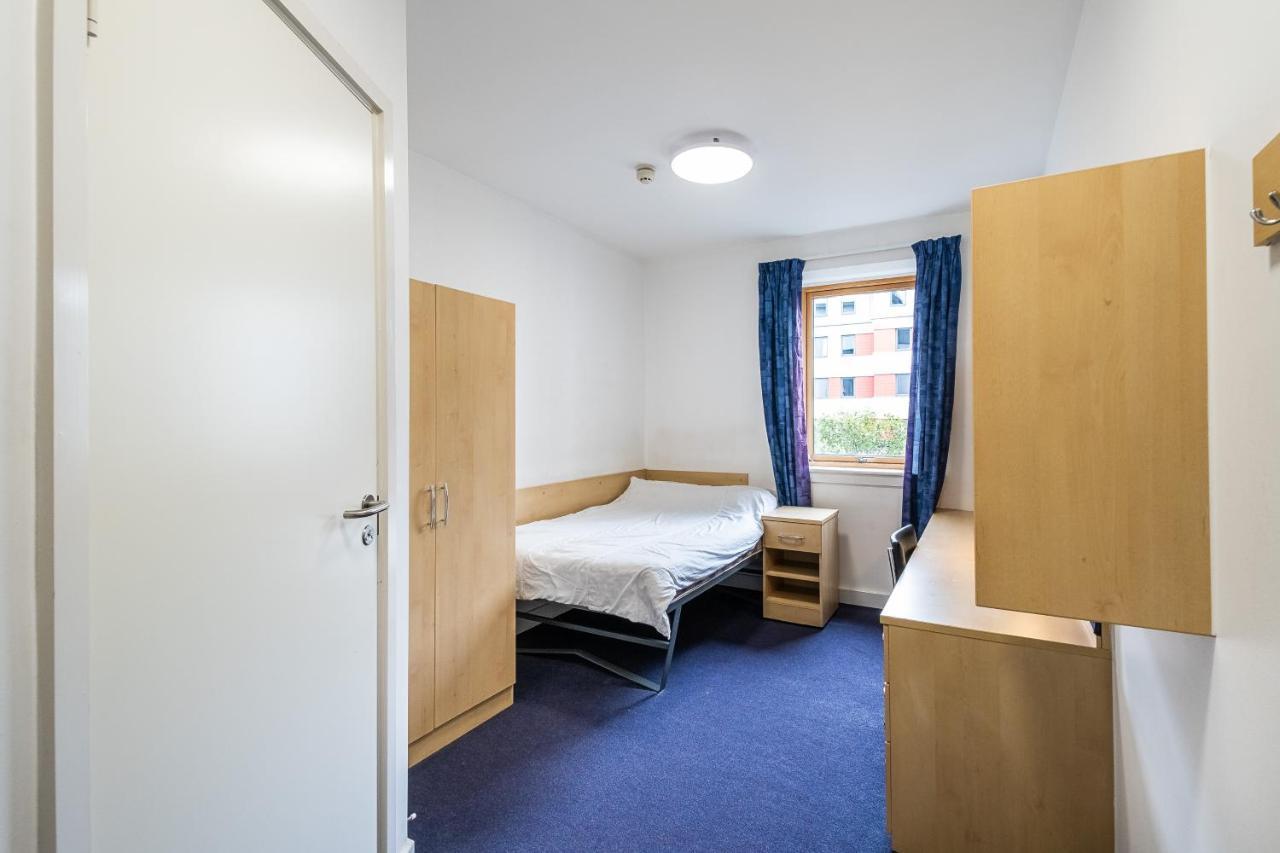 En Suite Rooms, Gillingham - Sk Εξωτερικό φωτογραφία