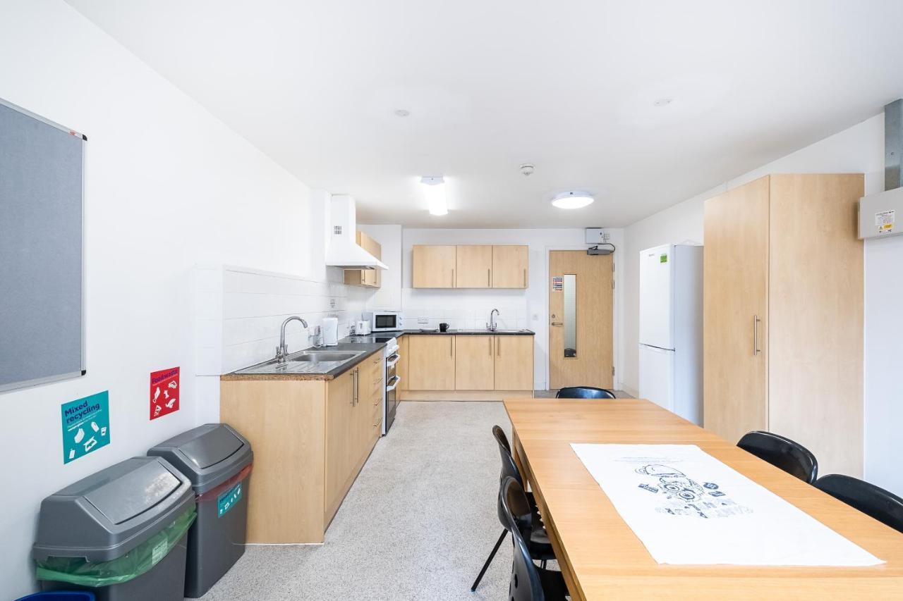 En Suite Rooms, Gillingham - Sk Εξωτερικό φωτογραφία