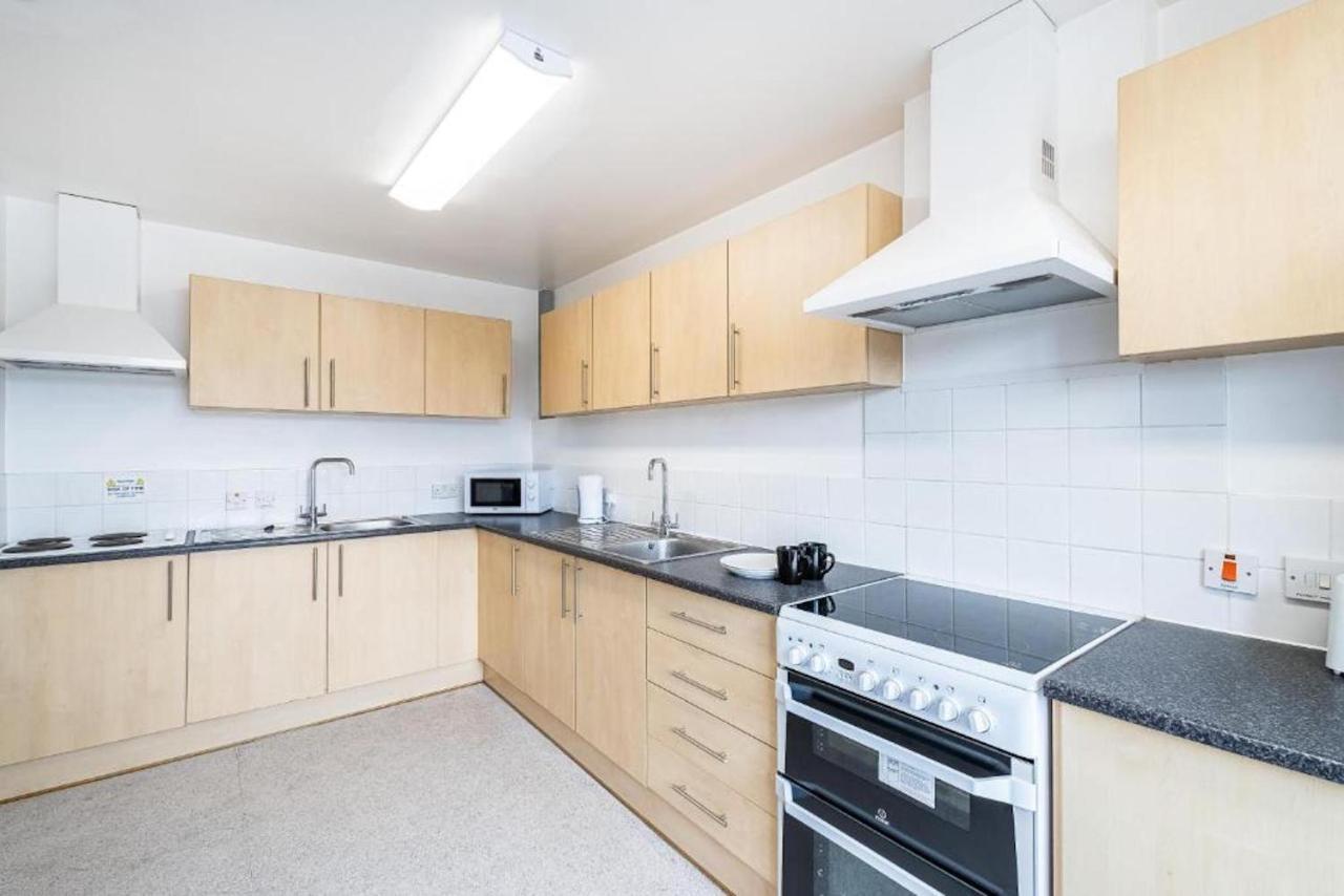 En Suite Rooms, Gillingham - Sk Εξωτερικό φωτογραφία